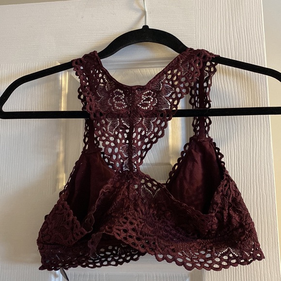 Burgundy aerie bralette - Picture 2 of 4